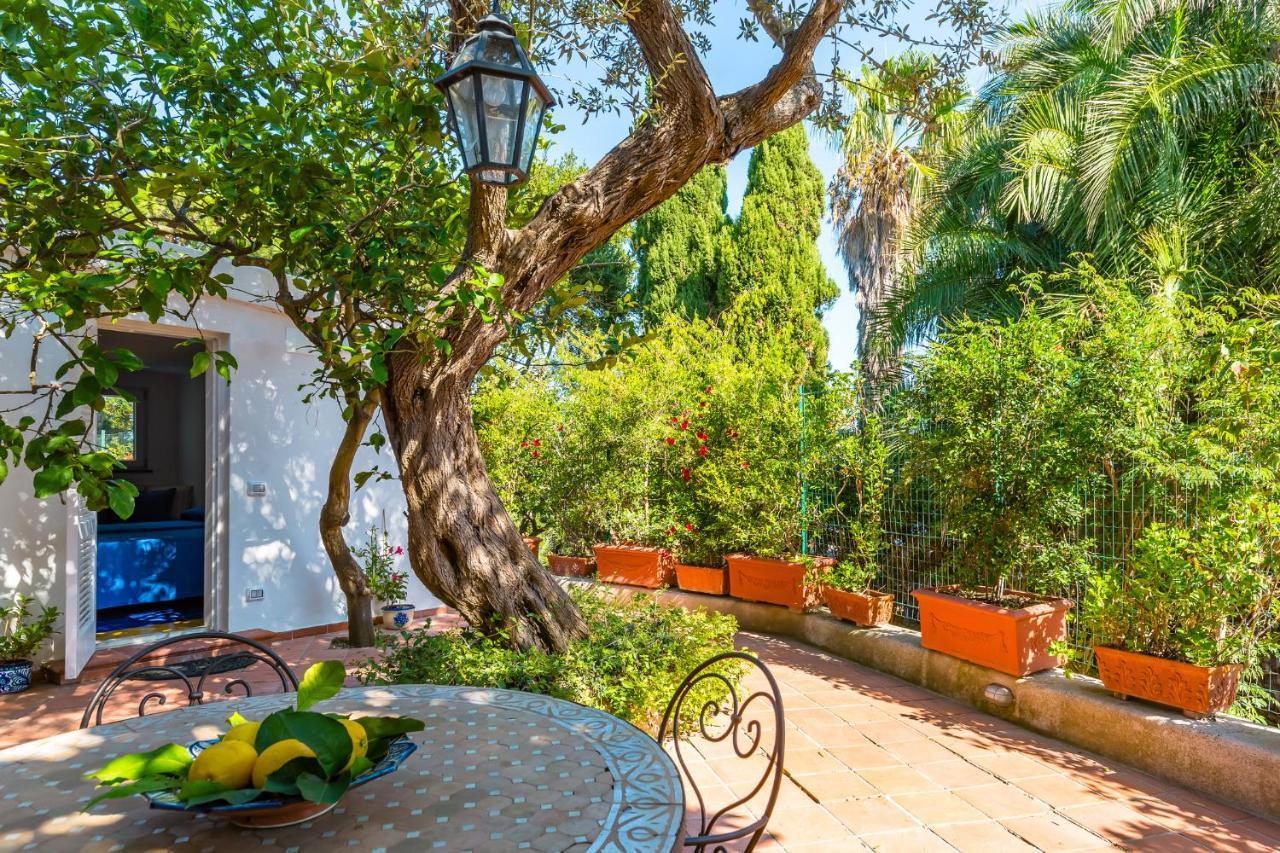 Capri Turquoise By Napoliapartments Esterno foto