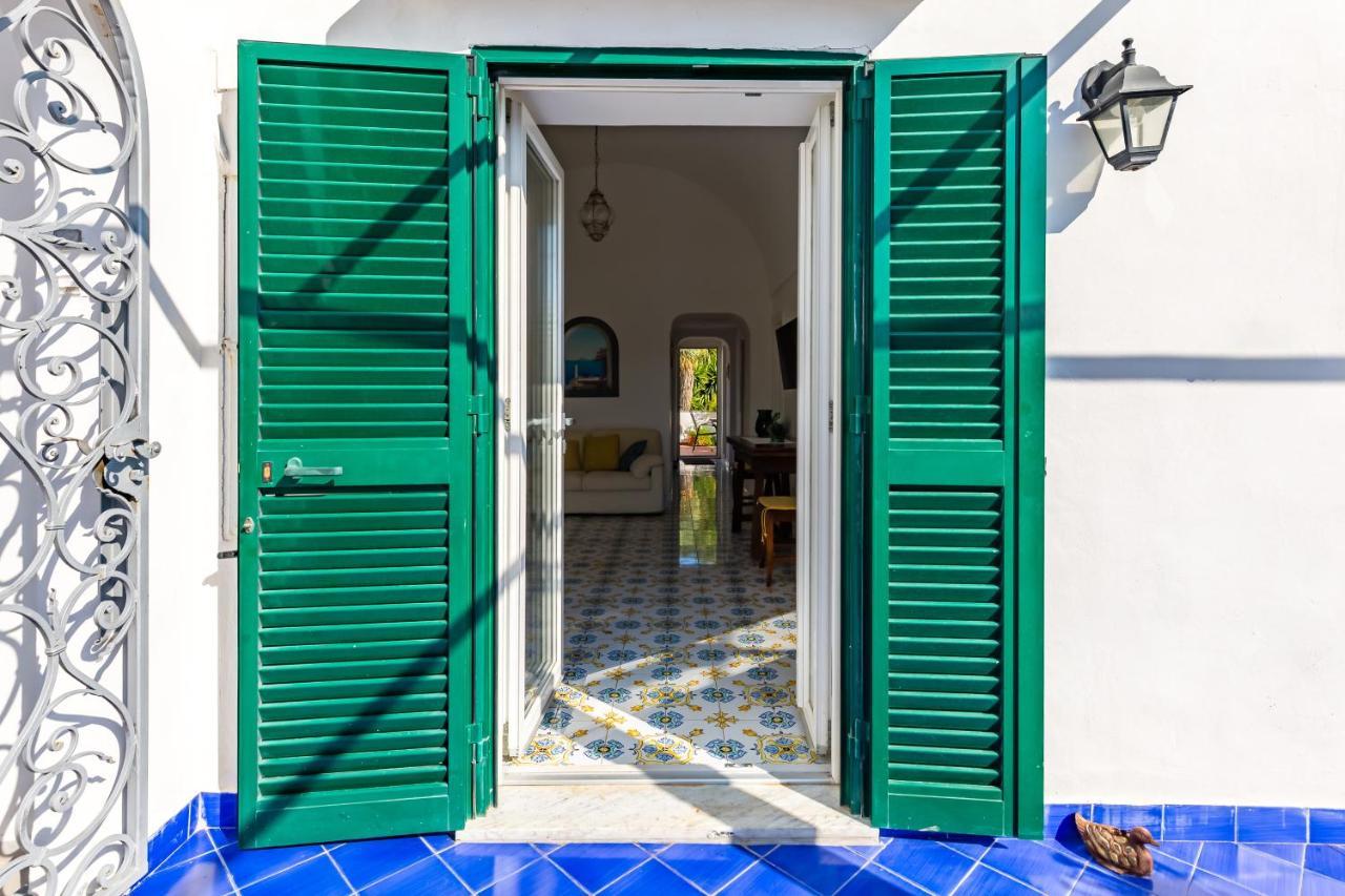 Capri Turquoise By Napoliapartments Esterno foto
