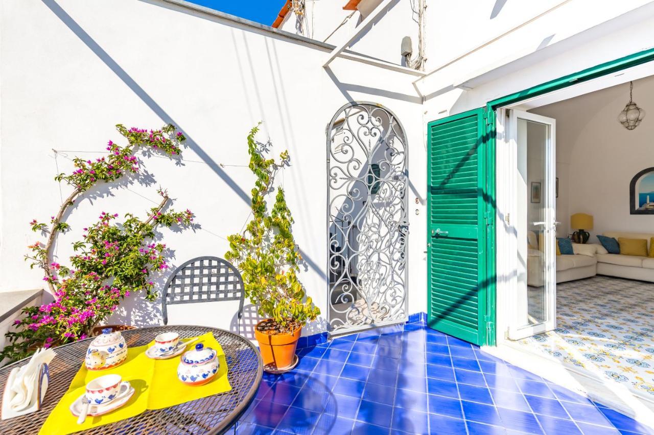 Capri Turquoise By Napoliapartments Esterno foto