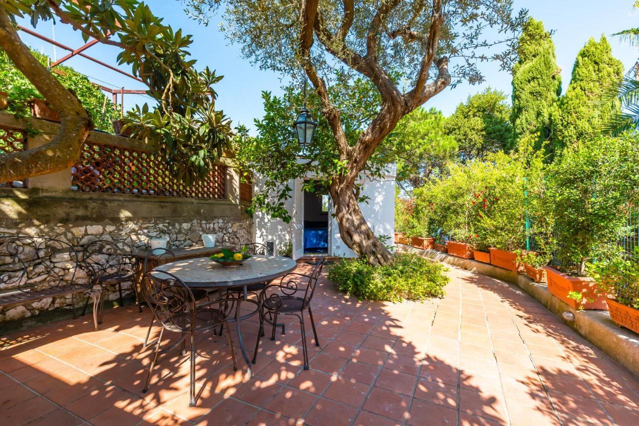 Capri Turquoise By Napoliapartments Esterno foto