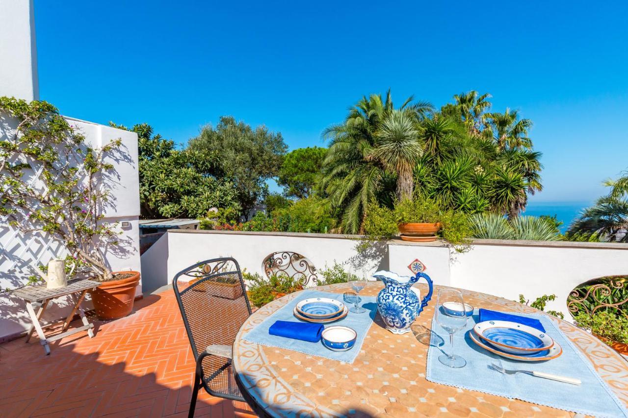 Capri Turquoise By Napoliapartments Esterno foto