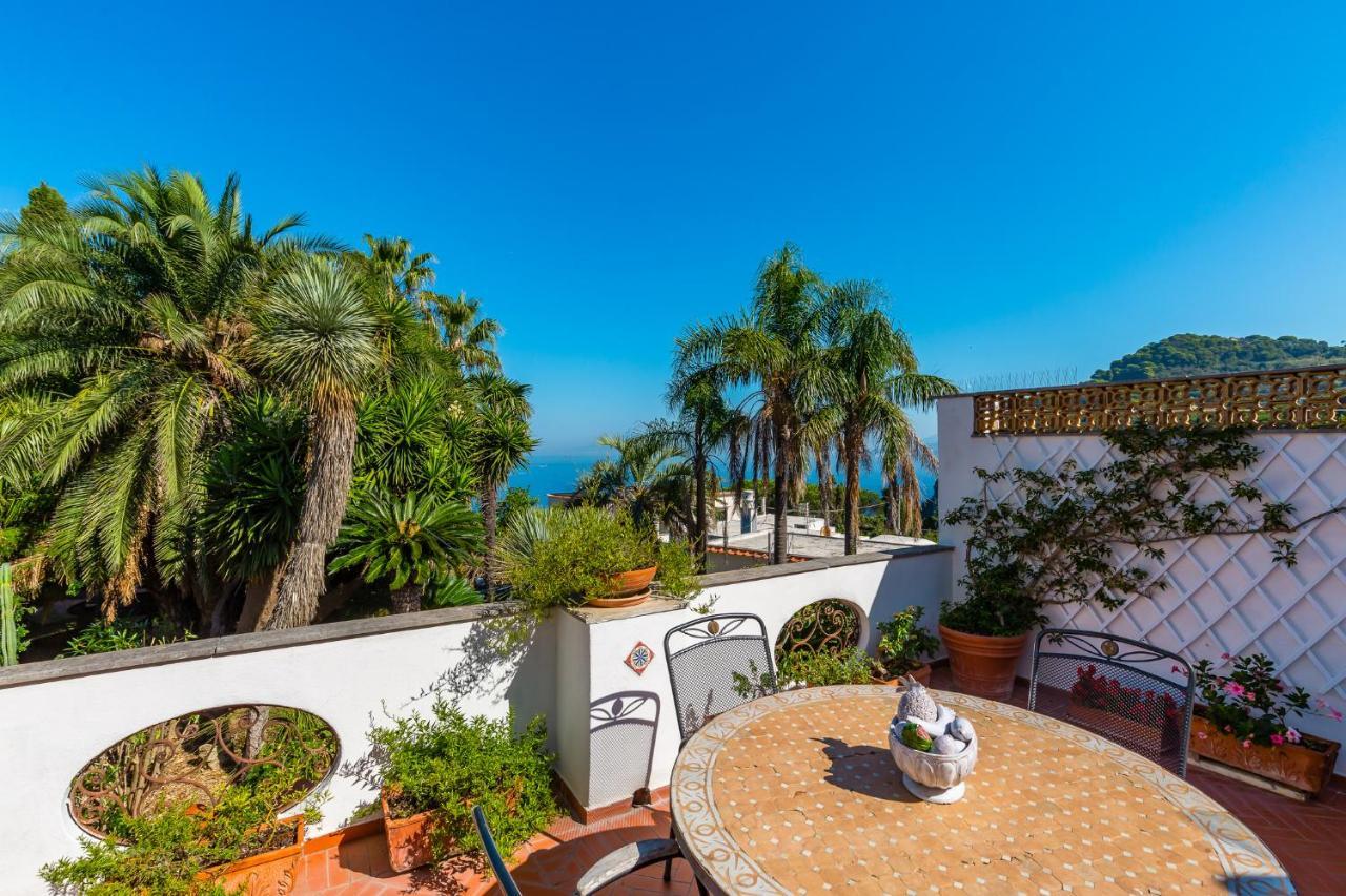 Capri Turquoise By Napoliapartments Esterno foto