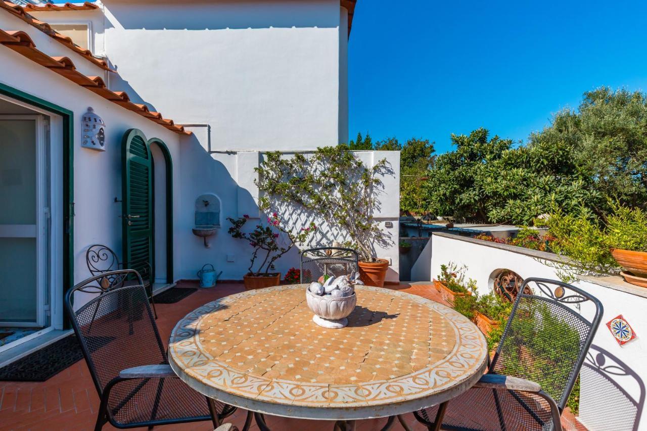 Capri Turquoise By Napoliapartments Esterno foto